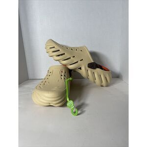 NWT Men Crocs Echo Clogs Sesame 207937 0HX Sz 11 Mens‎